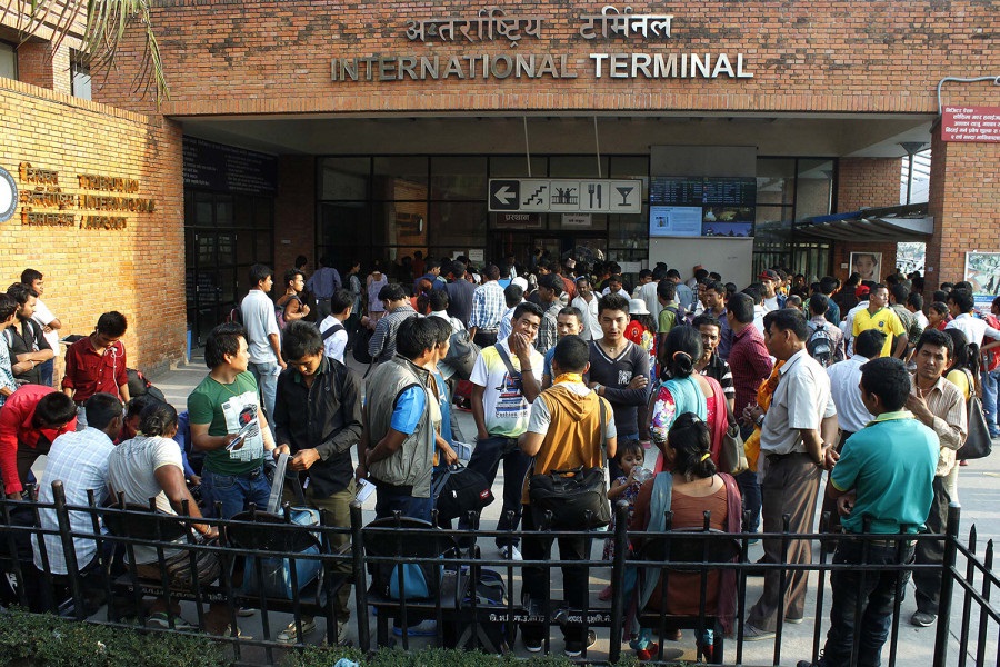 अब त्रिभुवन अन्तराष्ट्रिय विमानस्थल भित्र खादा-माला लगाएर जान नपाइने