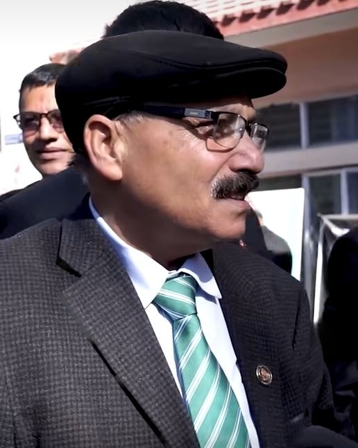 वरिष्ठ अधिवक्ता दिनेश त्रिपाठीविरुद्ध अदालतको अवहेलना मुद्दा दायर